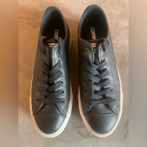 Converse Chuck Taylor All Star Platform Leather Sneakers - Picture 4 of 11